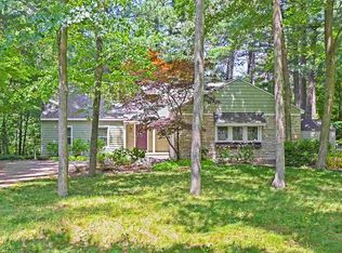 1206 Bayberry Ln, Midland, MI 48640