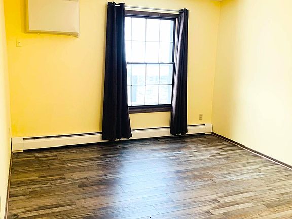 5th image of 932 Westbrooke Way
