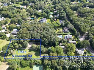190A S Country Rd, Speonk, NY 11972