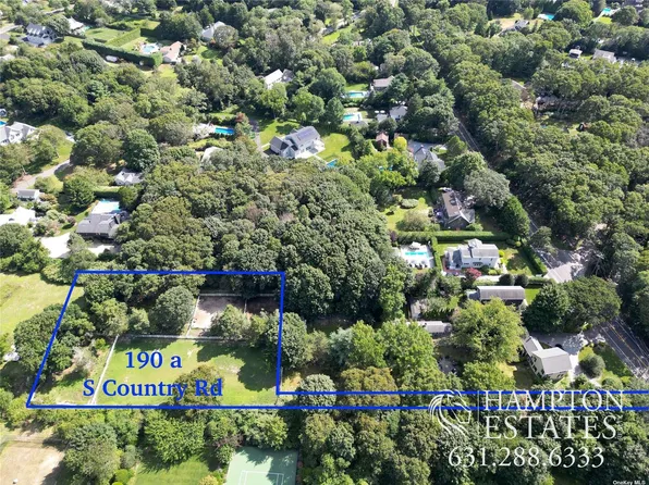 190A S Country Rd, Speonk, NY 11972