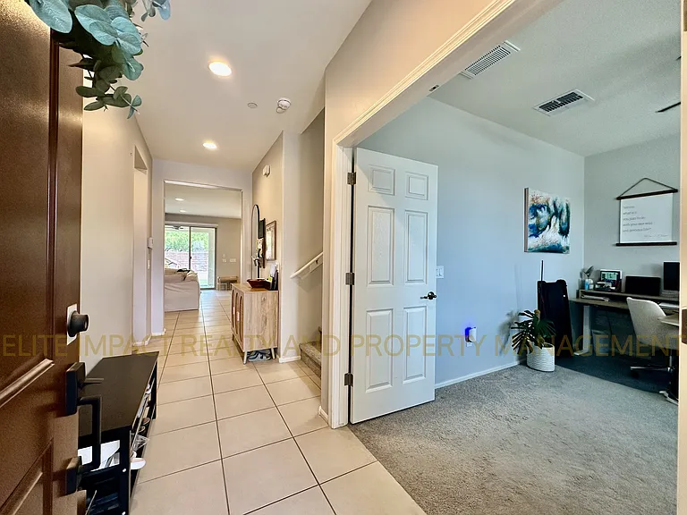 10050 E Fay Canyon Trl — Photo 2