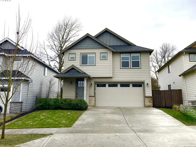 7415 S 13th St — Photo 1