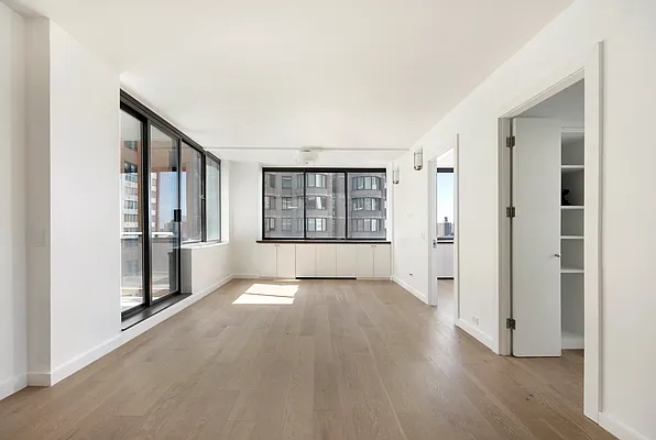 Rented by Compass | media 12