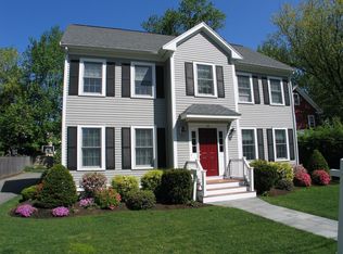23 Richardson St, Winchester, MA 01890