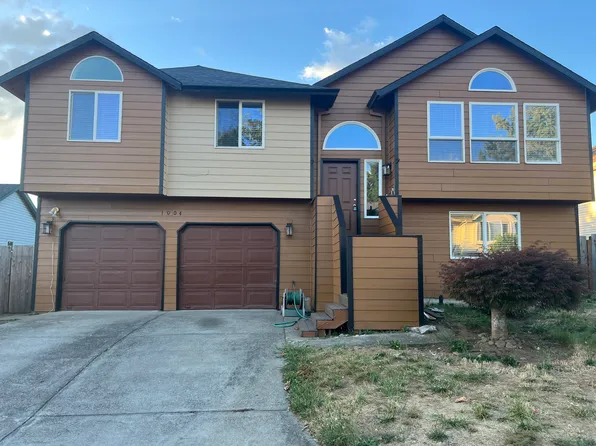 1004 SE 123rd Ave, Portland, OR 97233