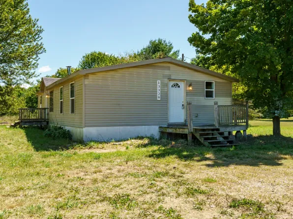 13329 S 36th St, Vicksburg, MI 49097