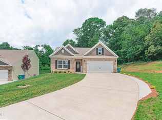 548 Cliff St, Morristown, TN 37814