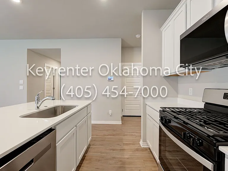 2809 Tracys Mnr — Photo 16