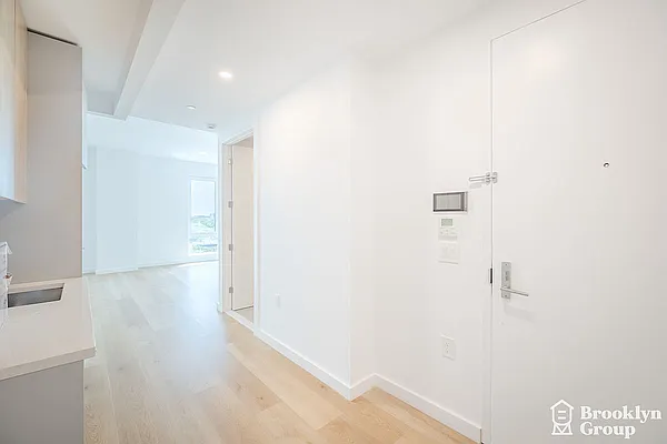 Rented by Brooklyn Group | media 6