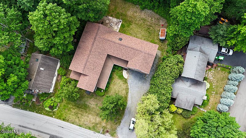 3rd image of 60 Cooper Street