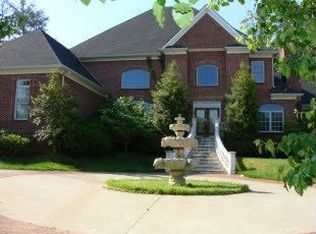 3184 Robinson Rd NE, Marietta, GA 30068