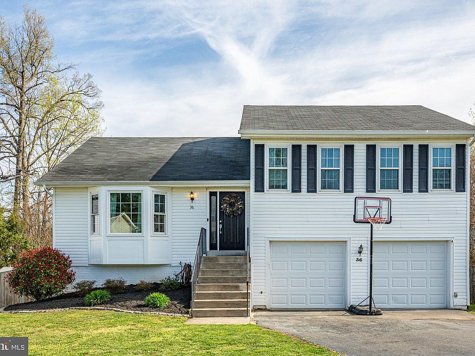 1st image of 36 Thornberry Ln