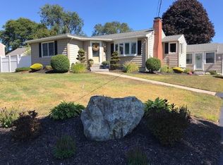 8 Watson Pkwy, Danvers, MA 01923