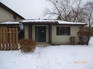 1565 Burton Ct APT C, Aurora, IL 60505