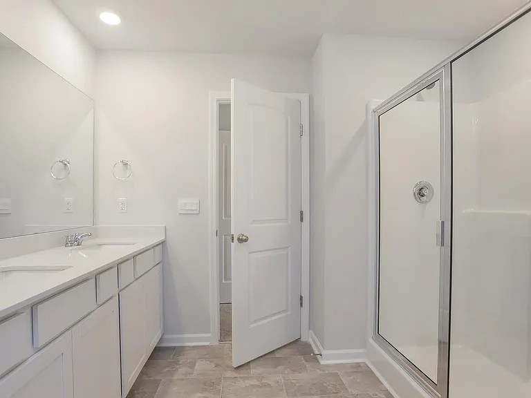 250 Hazel Ln — Photo 29