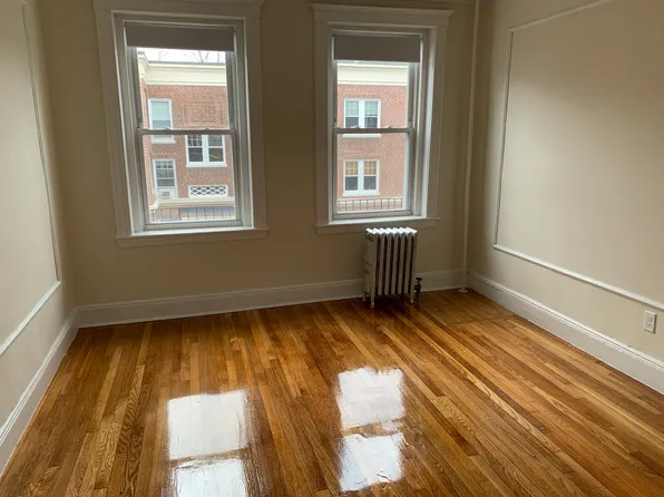 4 Vinal St, Boston, MA