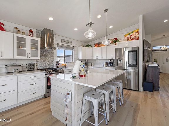 4th image of 7612 N KNOLLWOOD Way