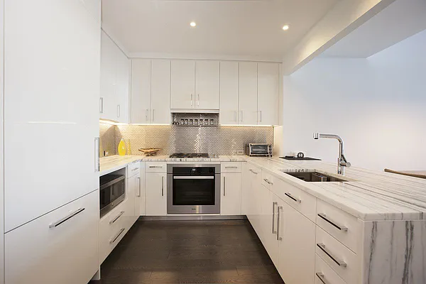 Rented by Nest Seekers International | media 44