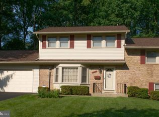 4225 Minton Dr, Fairfax, VA 22032