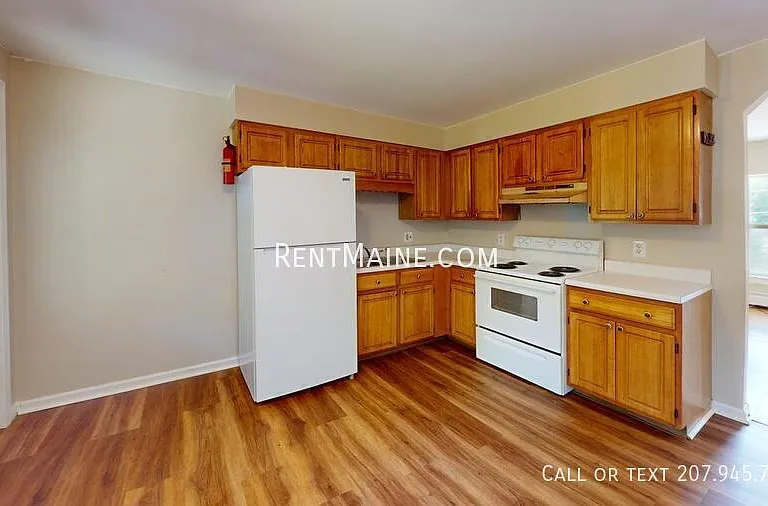 8 Priest Hill Rd #4 — Photo 2