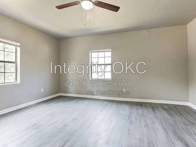1919 NW 11th St #4D — Photo 14
