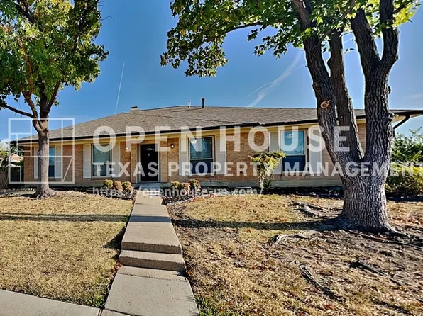 1733 Brighton Dr, Carrollton, TX 75007