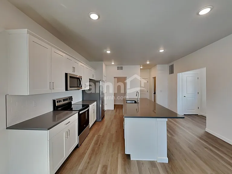 23563 E 3rd Pl — Photo 4