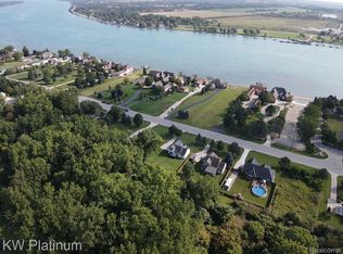 3664 River Rd, East China, MI 48054