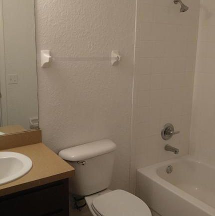 4th image of 350 NW 59th Ct