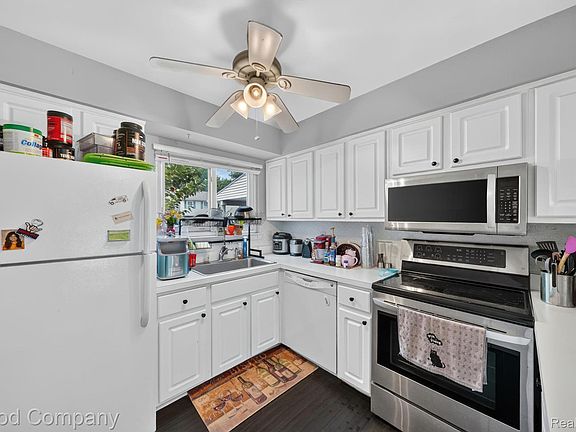 5th image of 757 Kirts Blvd