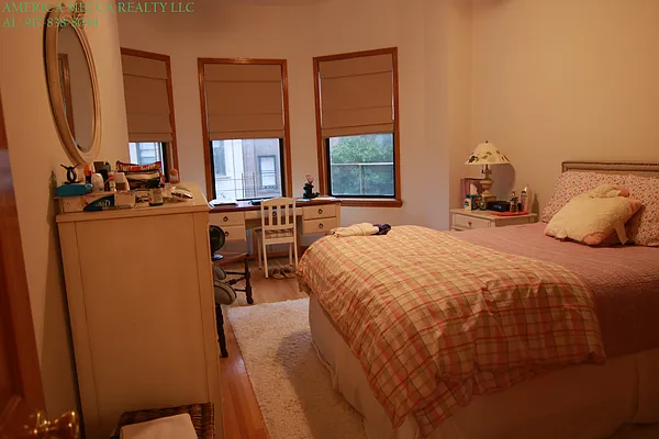 Rented by America Mecca Realty LLC | media 23