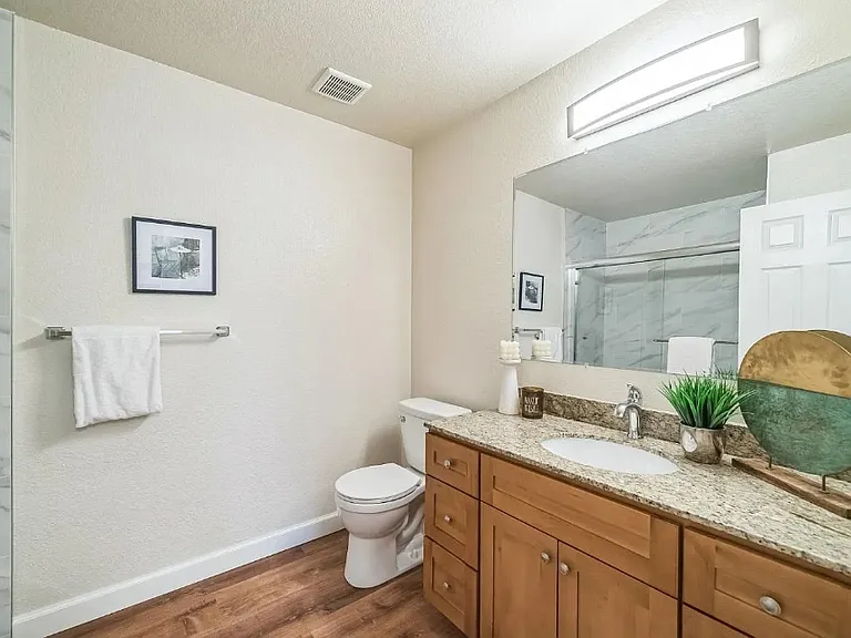 2227 W Gordon St #A — Photo 7