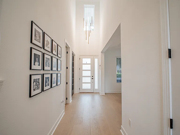 6953 Broglie St — Photo 14