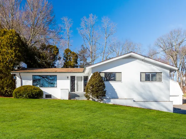 440 Whippoorwill Lane, Stratford, CT 06614