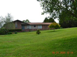57 Oakley Dr, Crossville, TN 38555