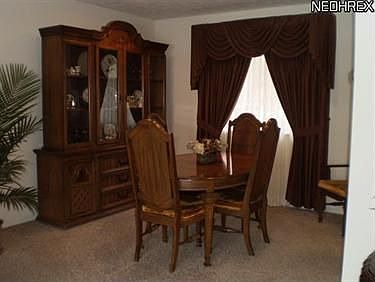 5th image of 1111 Hillrock Dr