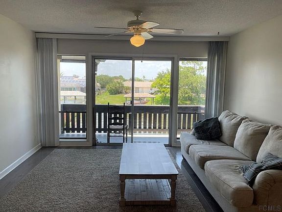 4th image of 46 Club House Dr