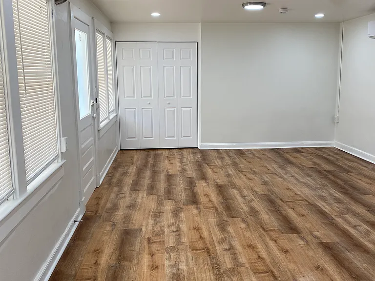 105 N Loudoun St #2 — Photo 14