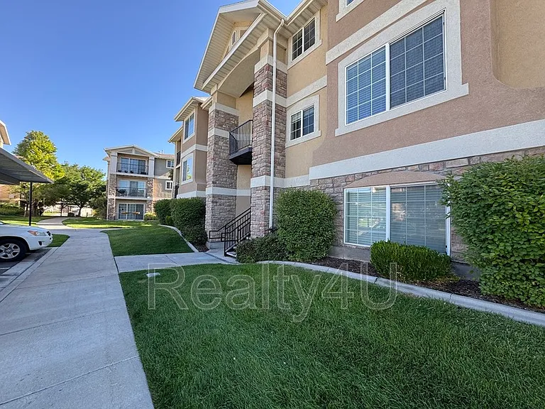 1212 W Spencer Rd #303 — Photo 21
