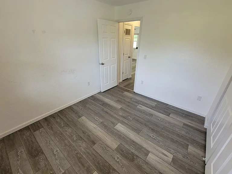 17230 Peaceful Ln — Photo 12