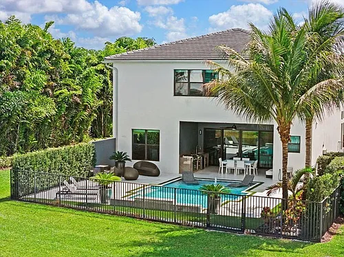 8599 Tower Bridge Ct Photo 1
