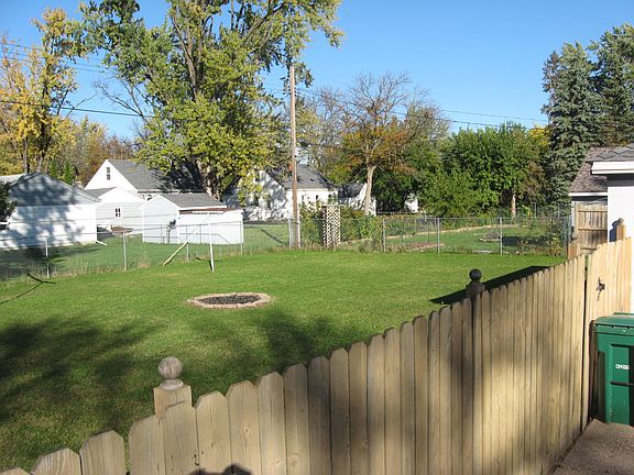 2nd image of 6624 Cloverdale Ave N