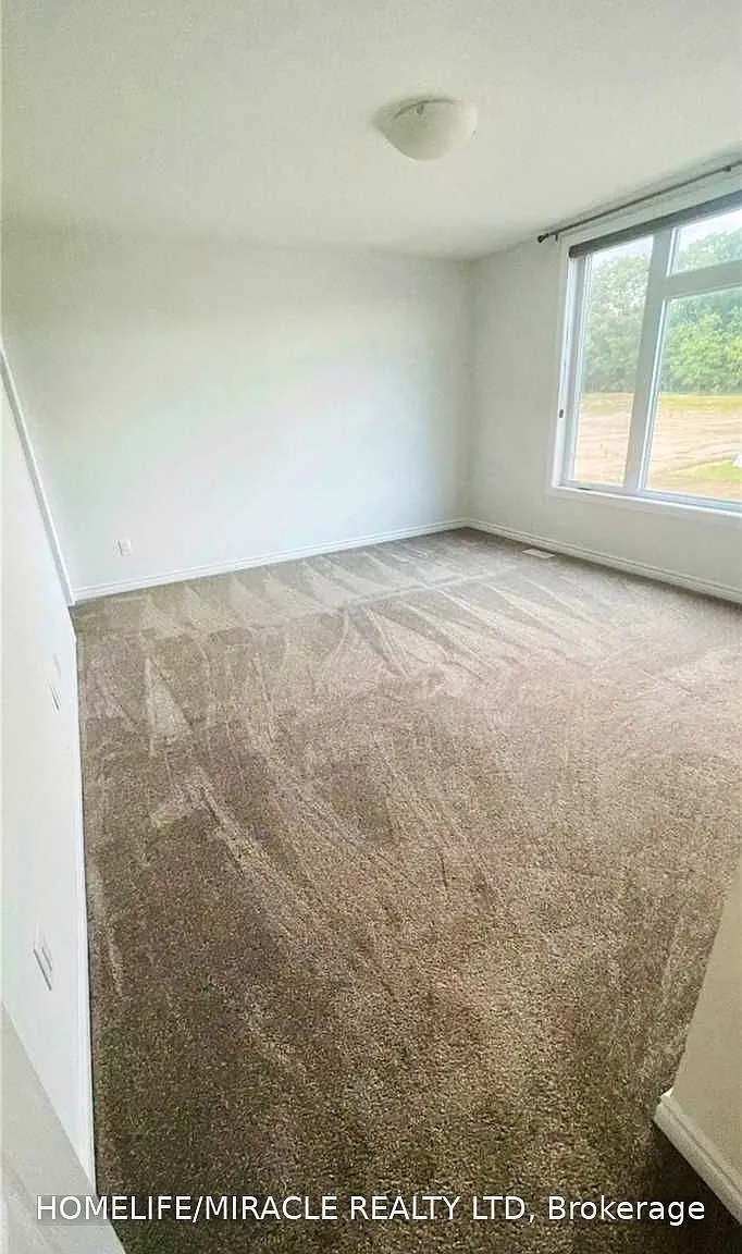 4 bed, $3,650 — Photo 4