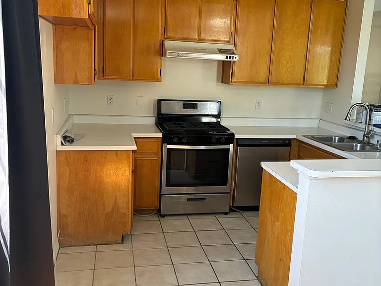 607Ynez — Photo 7