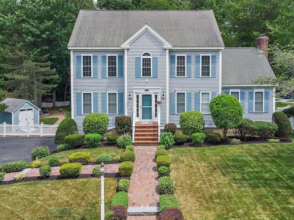 15 Quaker Lane, Seabrook, NH 03874