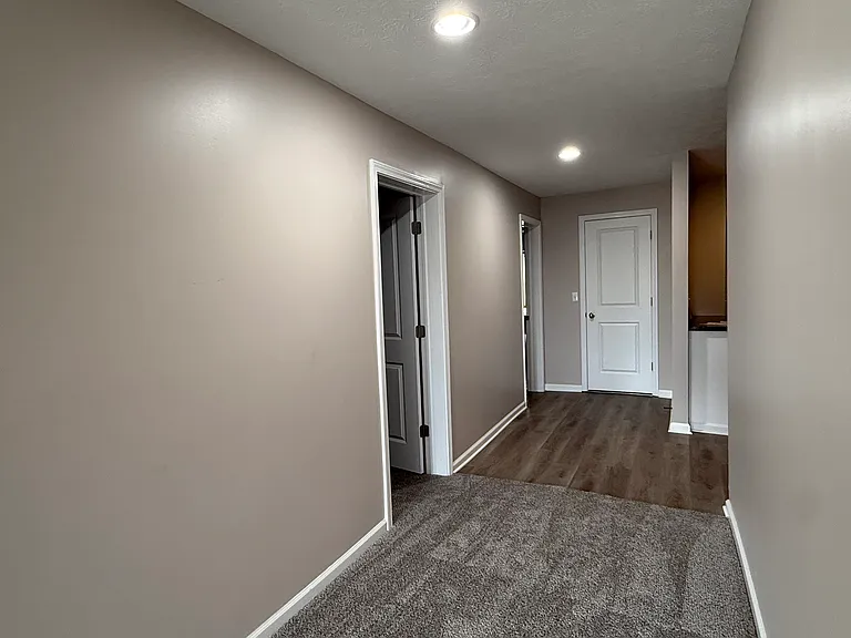 414 S Main St #B — Photo 22