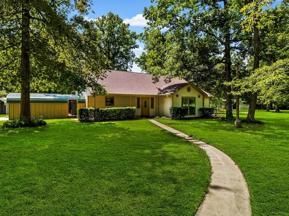 846 Savannah Ln, Livingston, TX 77351