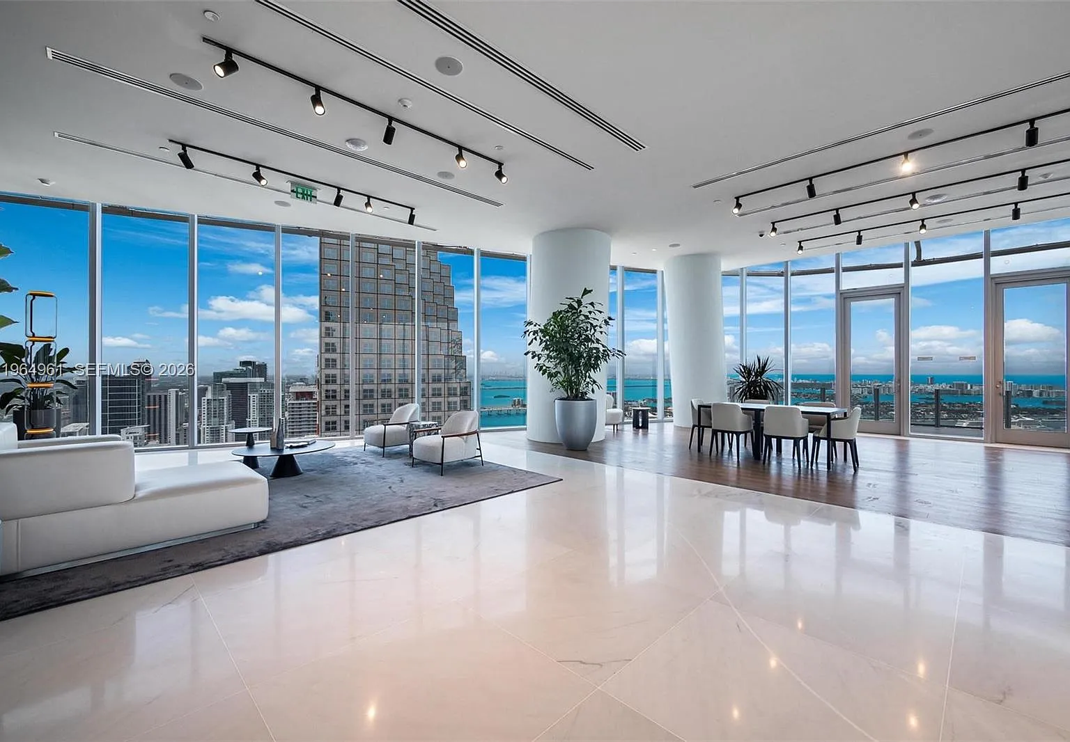 2 bed, $16,500 — Photo 3