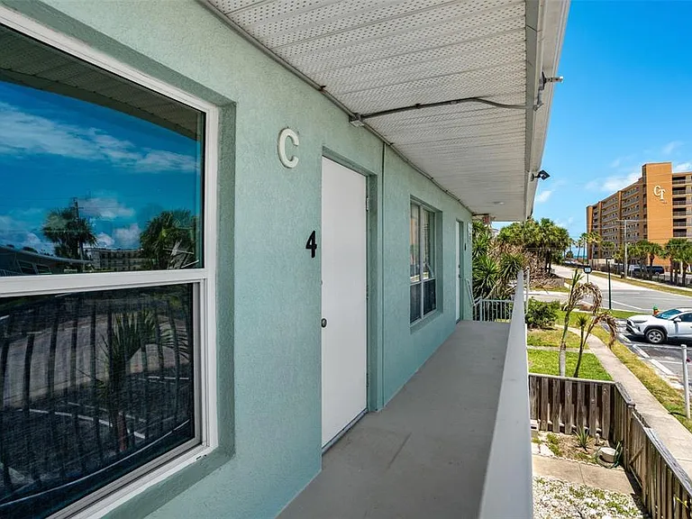 420 Tyler Ave #4-3 — Photo 4