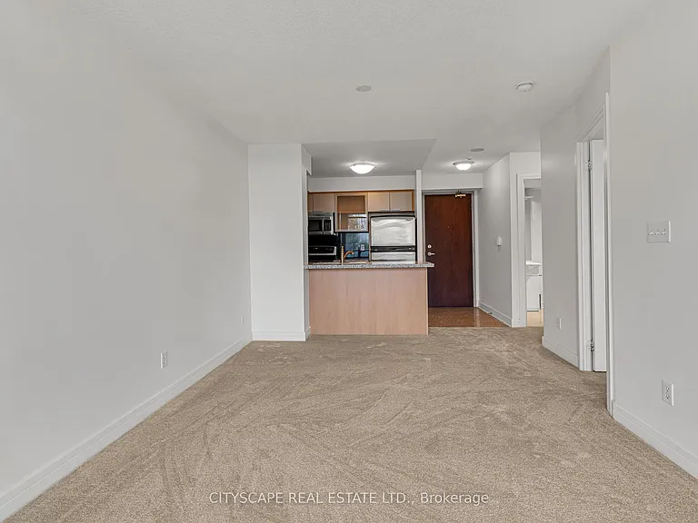 18 Harrison Garden Blvd #406 — Photo 19